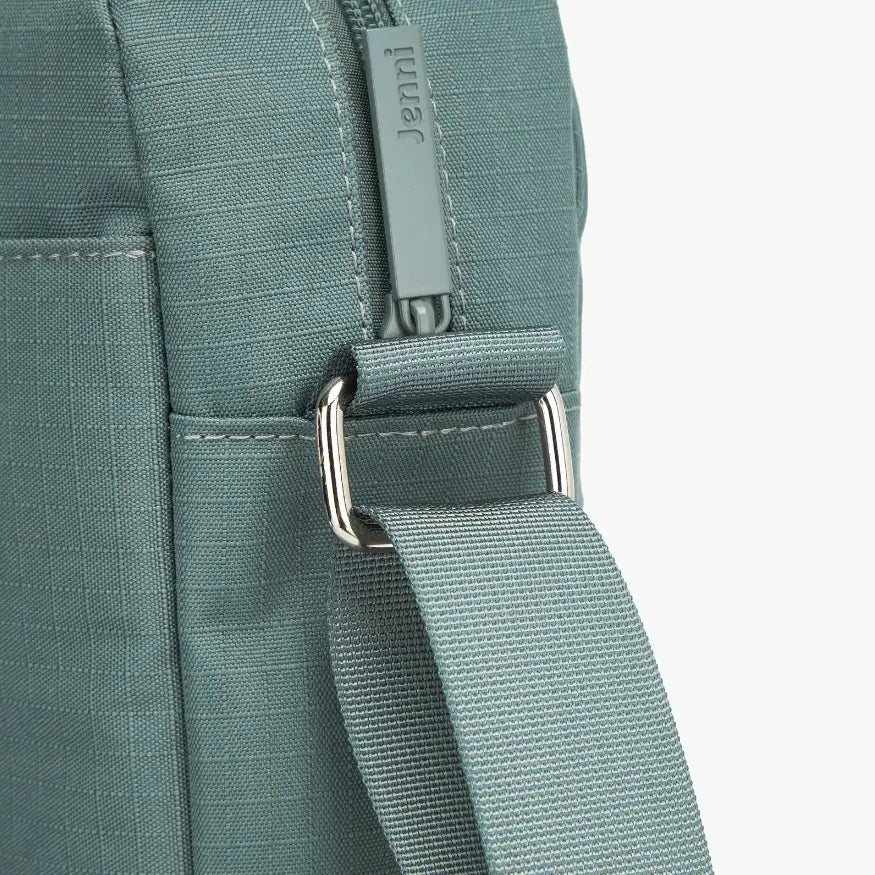 Large capacity bag